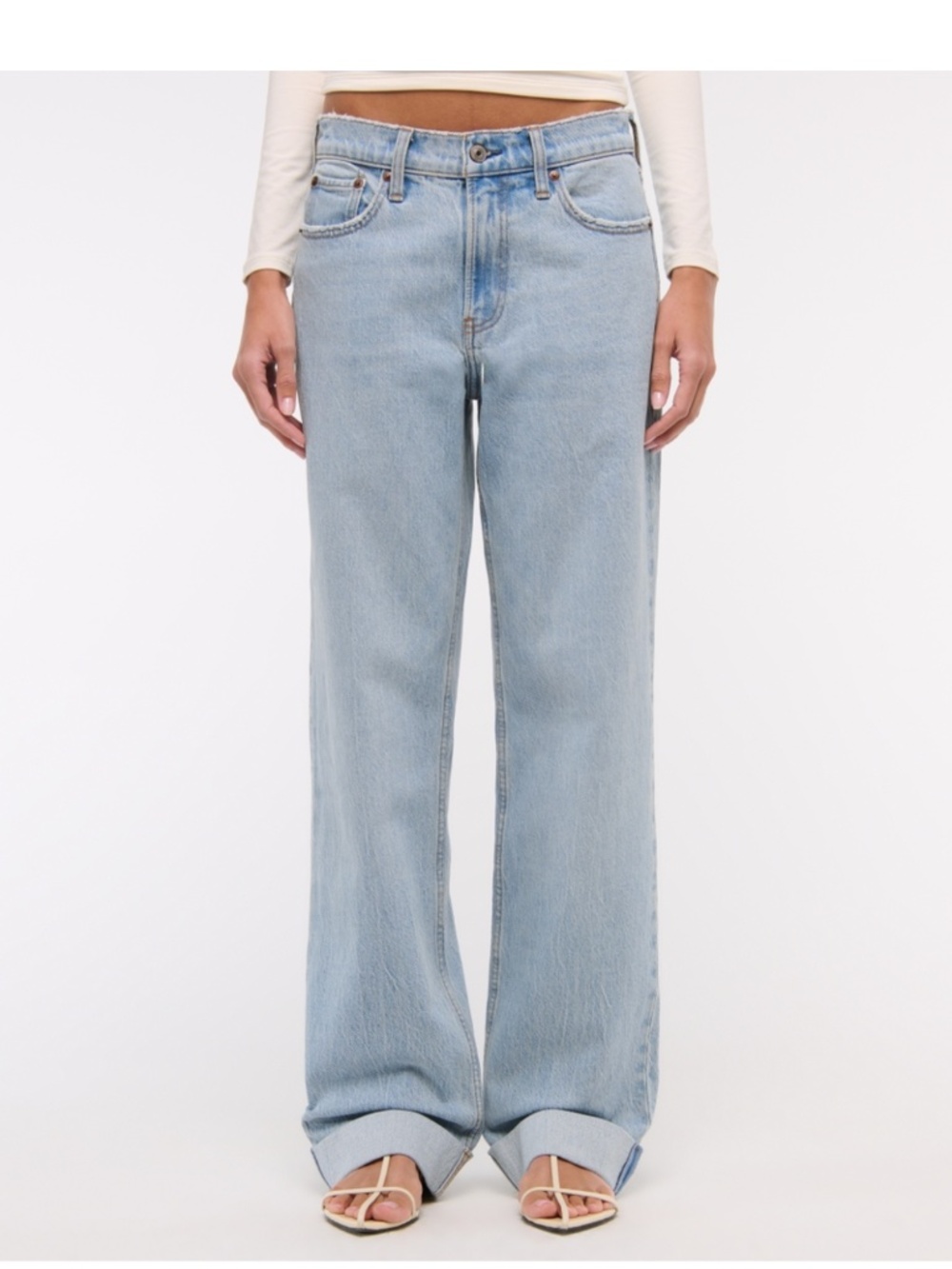 Abercrombie & Fitch Low Rise Baggy Jeans